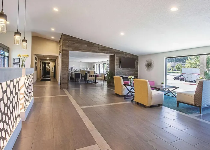 La Quinta By Wyndham Portland Nw